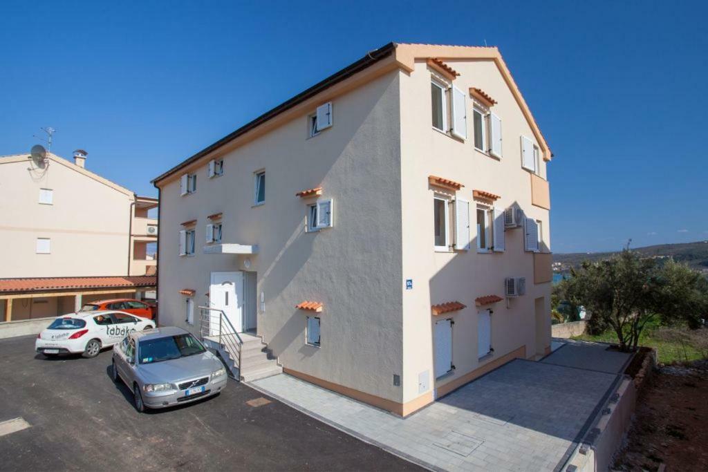 97 A * Čižići